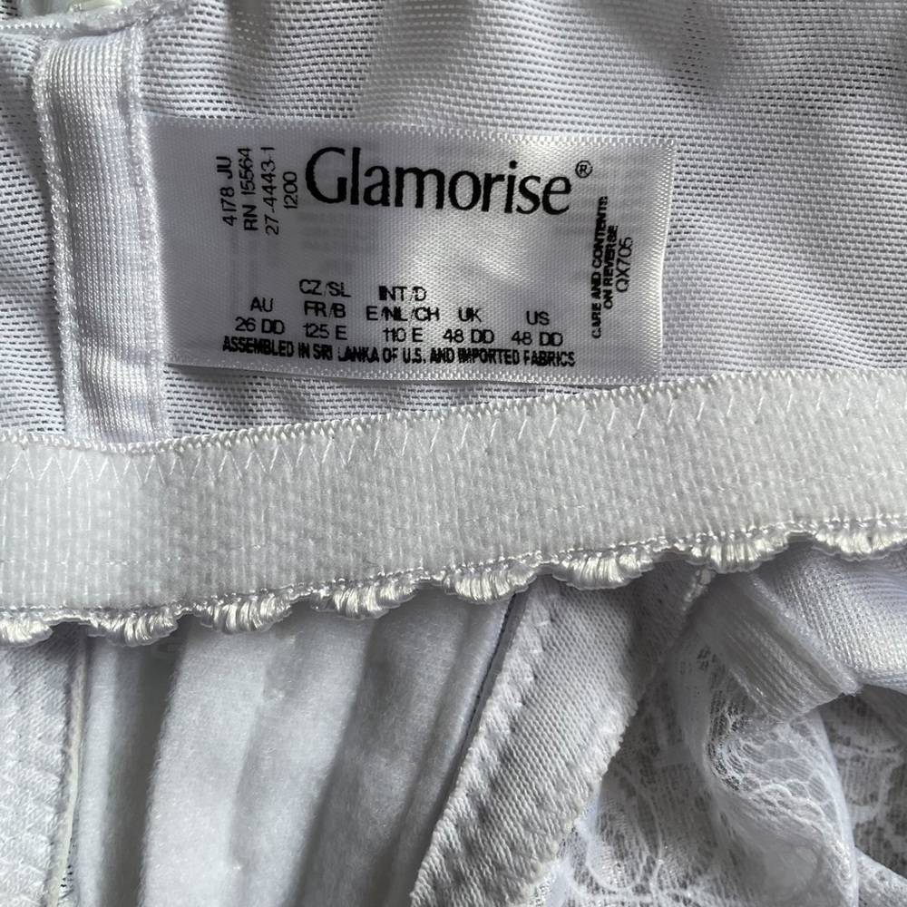 Glamorise magic lift front-Closure wirefree full coverage bra white 48DD US - Picture 8 of 8